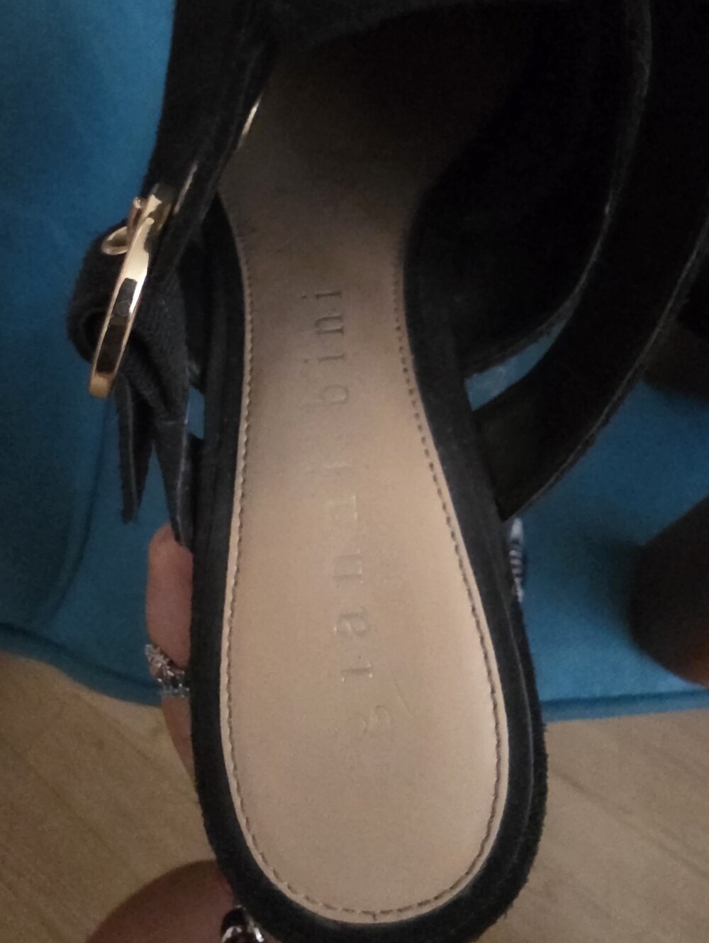 Gianni Bini - Black Suede Platform Mules with Gold Accent (8) w 4 Inch Heel - Picture 3 of 3